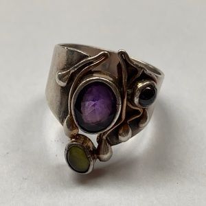 Sterling .925 stamp silver ring.